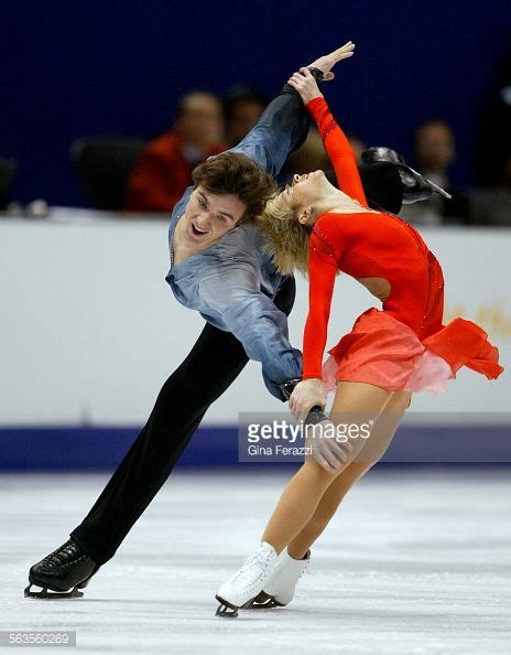 Russias Elena Berezhnaya And Anton Sikharulidze Won The Gold Medal In