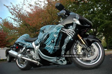 The hayabusa adopts brembo's latest stylema® front brake calipers. 2006 Suzuki Hayabusa Custom