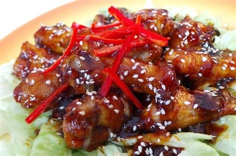 This classic crispy chicken katsu is easy to make. Resep Ayam Goreng Krispi Saus Pedas Manis (Crispy Fried Chicken Spicy Sweet Sauce Recipe ...