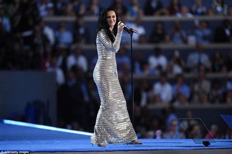 Katy Perry Supports Hillary Clinton At Dnc With Dazzling Performance Daily Mail Online