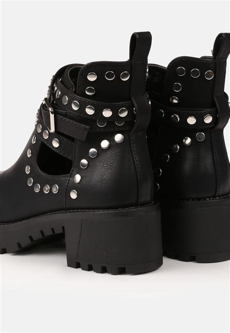 Black Studded Wrap Ankle Boots Missguided