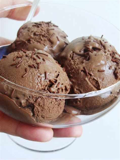 Chocolate Dust Sladoled Od Cokolade