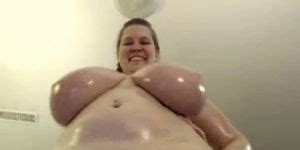 Busty Bbw Puts Oil Over Her Body Porn Videos