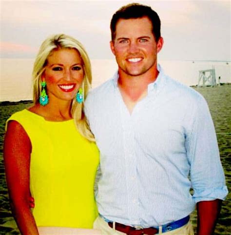 Ainsley Earhardt Salary Husband Net Worth Age Wiki 14750 The Best