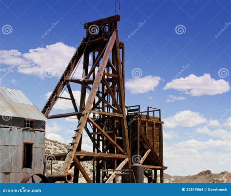 Gold And Silver Mine Shaft Head Frame Stock Images Image 32819564