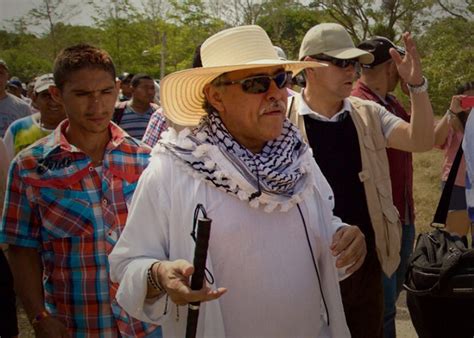 Tenemos para ti videos, imágenes y una amplia cobertura e información actualizada. Camila: el romance guerrillero de Jesús Santrich - Las2orillas