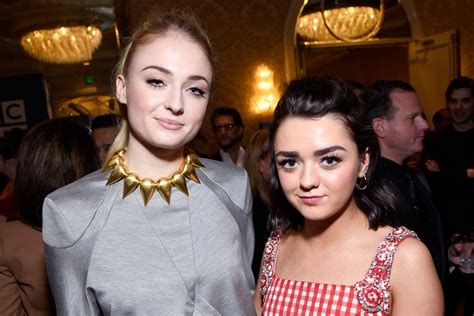 Bffs Maisie Williams And Sophie Turner Had The Perfect Response To An Awkward Mistake Glamour