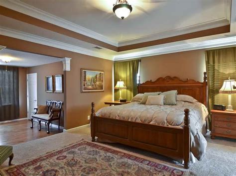 Blue paint colors include periwinkle, electric blue and light blue. Trey Ceiling Paint Ideas with brown wall | Master Bedroom ...
