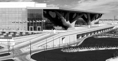 Qatar National Convention Center Designed By Arata Isozaki And Akoi
