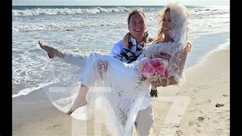 Lakers Owner Jeanie Buss Marries Comedian Jay Mohr In Malibu Trends Mag