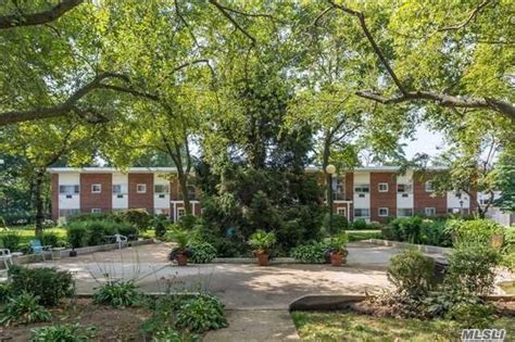 West hempstead is an extremely diverse neighborhood and it deserves better than it has. 125 Hempstead Gardens Dr Unit D, West Hempstead, NY 11552 ...