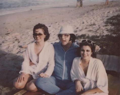 rare photos of elvis presley and ginger alden during his last vacation in hawaii 1977 ~ vintage