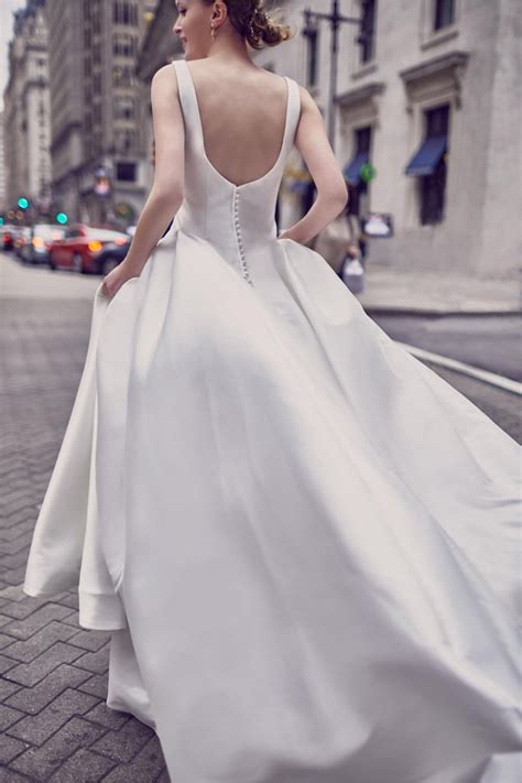 See more ideas about wedding dresses, dresses, wedding dress with pockets. Wedding Dresses With Pockets | POPSUGAR Fashion