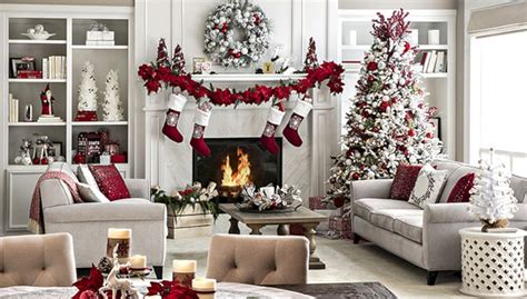 Inspiring 25 Best And Beautiful Holiday Living Room Decoration Ideas
