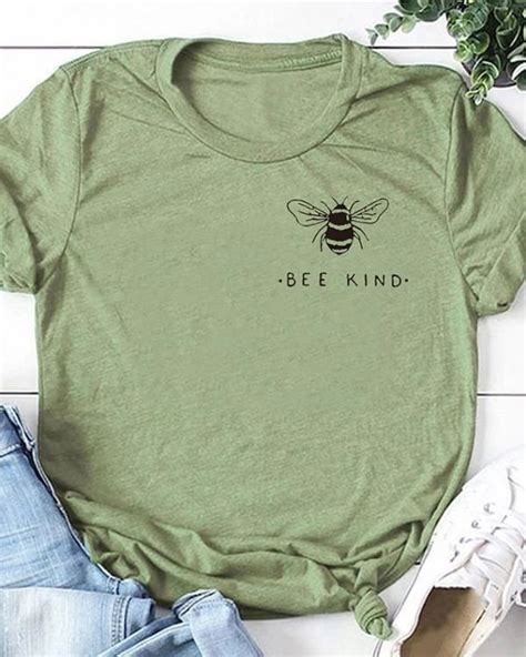 Bee Kind Pocket Print Tshirt Women Tumblr Save The Bees Graphic Tees