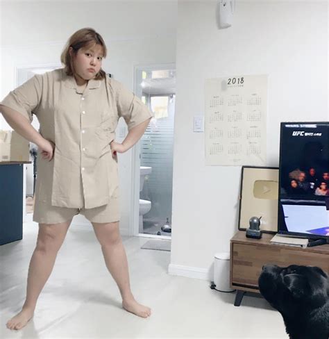 Mới đây trên fanpage chính thức của mình, yang soo bin đã kỷ niệm chiến tích giảm. Giảm cân ngoạn mục như "thánh ăn Hàn Quốc' Yang Soo Bin