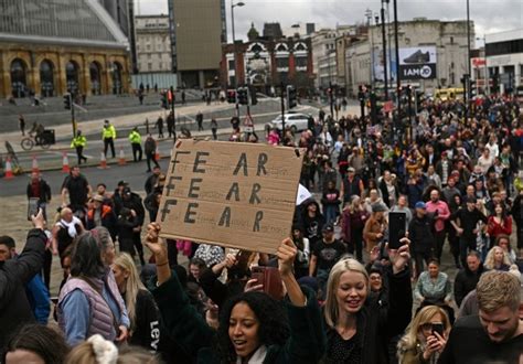 Lord rothermere was a friend of benito mussolini and adolf hitler, and directed the mirror ' s editorial stance towards them in the early 1930s. Thousands March in Liverpool, Bristol against COVID-19 ...