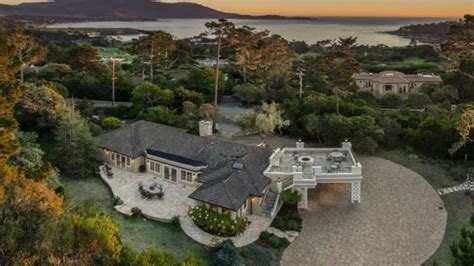 Look Inside This Million California Home Next Door To Tiger Woods