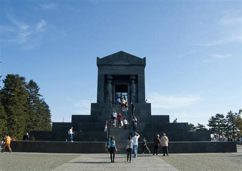 Sep 07, 2021 · denuncian que tec de monterrey avala a grupo de estudiantes provida y bloquea feministas y lgbt+. The 10 Best Avala Mountain (Planina Avala) Tours & Tickets ...