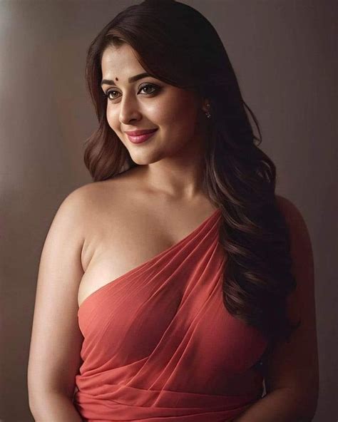 Hello Fans 😍 Stunning Indian Actress Facebook Beautiful Smile Women Beautiful Women