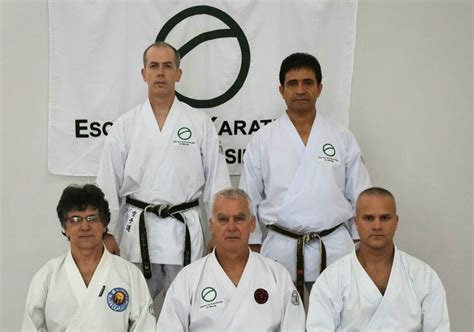 Escola De Karate Do Do Brasil Apresentação De Karatê Na Escola