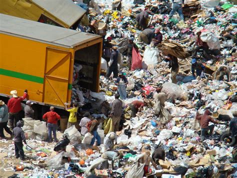 Garbage Dump In Guatemala City Ginny Holmes Flickr