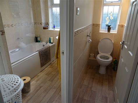 Bathroom With Separate Toilet Opened Into Large Bathroom Earlsdon
