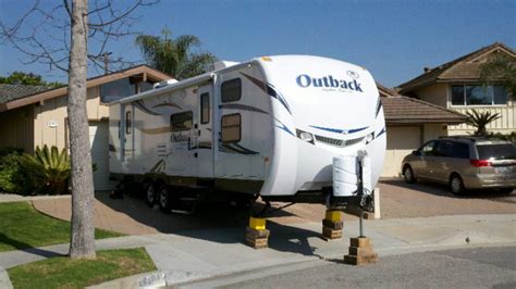 Tips For Driveway Camping Parking An Rv In A Driveway