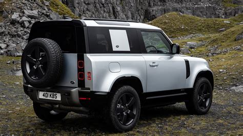 Land rover defender ile sürüş deneyiminizi artırın. 2021 Land Rover Defender announced with new X-Dynamic ...