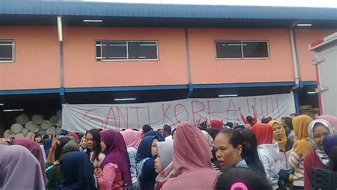 German patent and trade mark office. Ribuan Buruh Garmen di Cicurug Demo, Tuntut Apa?