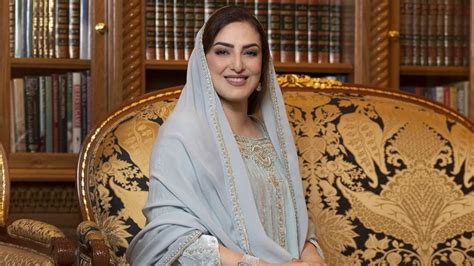 Her Highness Sayyida Ahad Bint Abdullah Bin Hamad Al Busaidiyah Wears Omani Designer Nawal