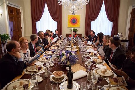 The state dining room, which now seats as many as 140 guests, was originally much smaller and served at various times as a drawing room, office, and as the nation grew, so did the invitation list to official functions at the white house. Big Changes to the White House Art Collection - artnet News