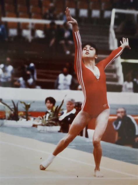 Pin By Yelena On 80s Gymnasts Gymnastics Pictures International
