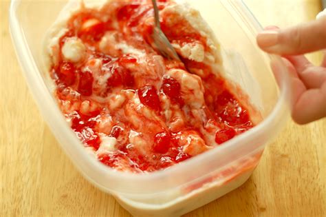 Strawberry Swirled Ginger Peach Frozen Yogurt A Kitchen Addiction