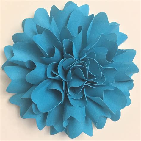 Once the image is separated, you will be able to use the multiple layers to cut the project out of vinyl or cardstock with your cricut cutting machine. Pin on Small Layered Paper Flowers