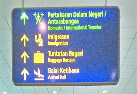 Indonesia terbagi menjadi 7 daerah asli: INILAH ALASAN MENGAPA BAHASA INDONESIA MENJADI BAHASA ...