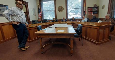 Supervisors Hold Special Meeting To Discuss Countys Population