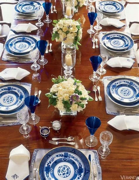 Pin By Samantha Vu On Blue And White Blue And White China Table