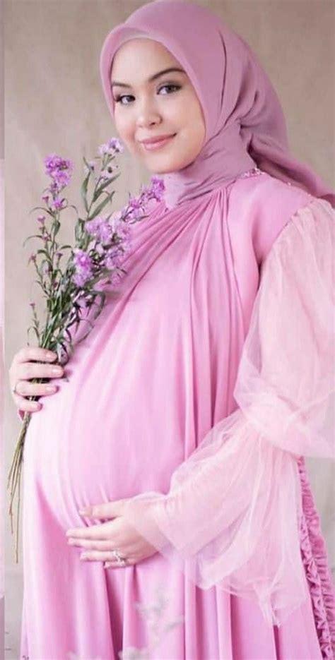 Pin By Amir Hyqal On Maternity Pictures Wanita Hamil Gadis Cantik Gaya Ibu Hamil