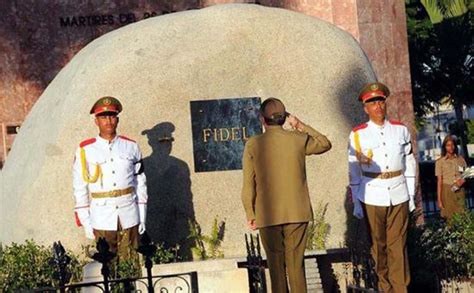 Cubainformacion Artículo Ceremonia De Inhumación De Las Cenizas Del Líder Histórico De La