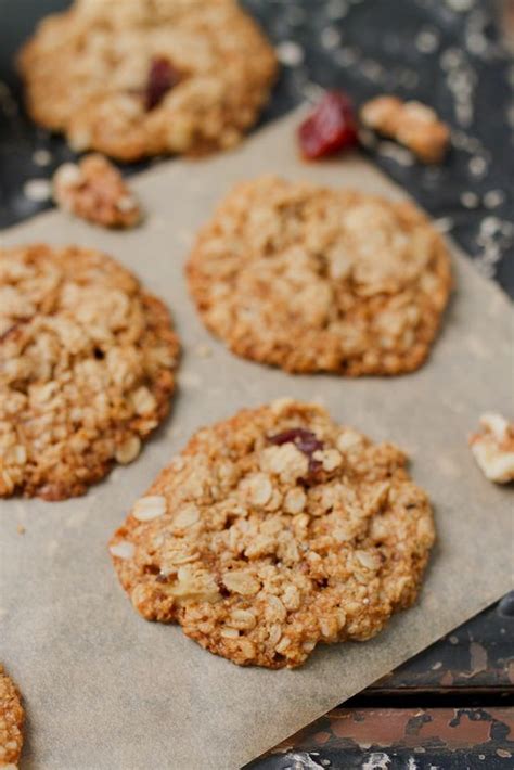 Hawthorn berries have been known for their therapeutic value.hawthorn is beneficial in promoting heart health. Oatmeal Date Cookies (vegan + gf) | Recipe | The o'jays ...