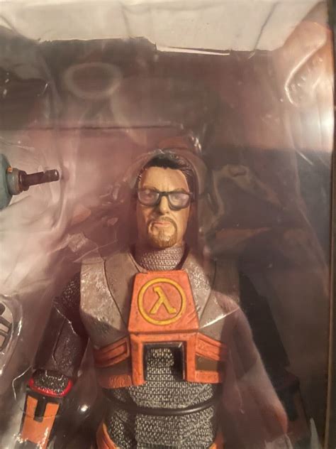 Original Neca Half Life Dr Gordon Freeman Action Figure New Rare Ebay