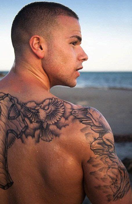 20 Cool Back Tattoos For Men In 2021 The Trend Spotter Cool Back
