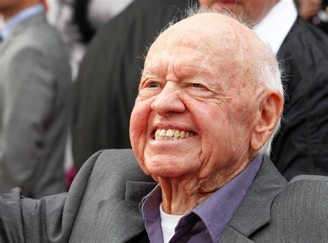 Kefalonia kai Kosmos: Mickey Rooney, Master of Putting On a Show, Dies