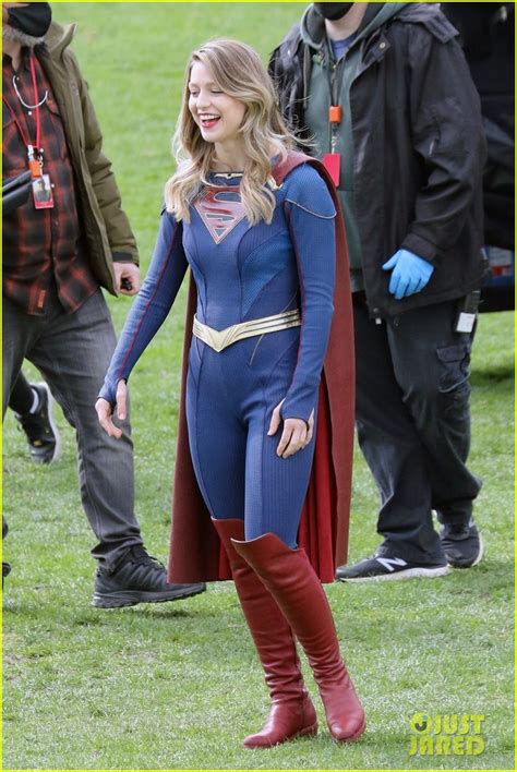 Photo Melissa Benoist Supergirl Tied Up On Set 10 Photo 4538269