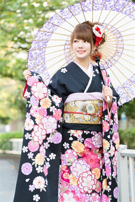 Its No Secret That Japanese Women Have Beautiful Smooth Skin Japanese Traditional Dress