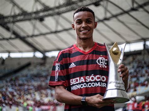 Get the latest flamengo news, photos, rankings, lists and more on bleacher report Flamengo wonderkid Lázaro must wait to make debut after ...