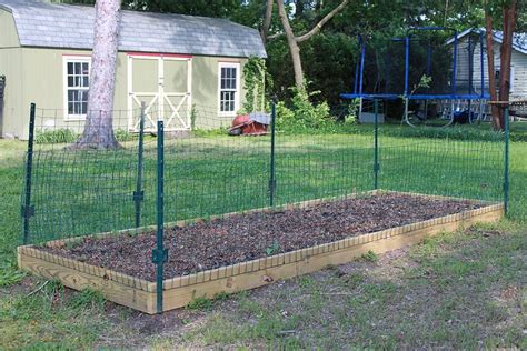 Our decorative garden fence ideas, flower garden fence ideas, front yard fence ideas etc. DIY garden fence ideas, cheap, decoration, easy, privacy ...