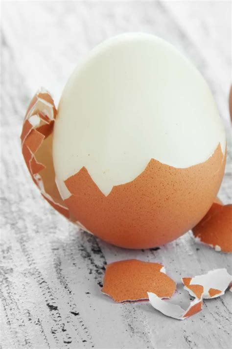 They should be kept in cool water (change daily) or put them in a container with a damp towel over them. Do Hard-Boiled Eggs Go Bad? How Long Does It Last?