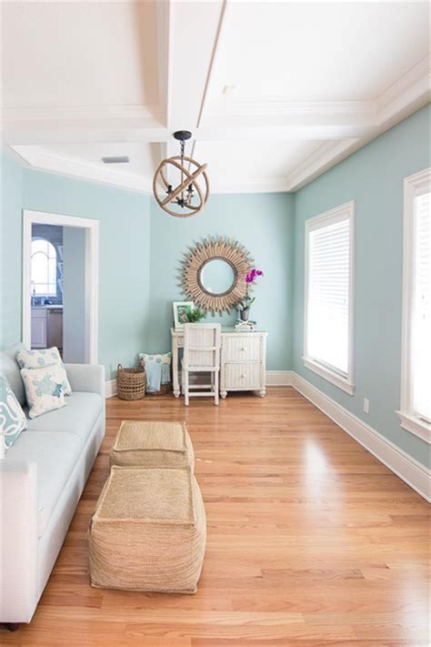 Another way of coming up with a color scheme that you are almost sure to love is to find a color that has a deep emotional connection to you somehow. 32 Beautiful Natural Living Room Color Ideas You Will Love 54 in 2020 | Interior paint colors ...